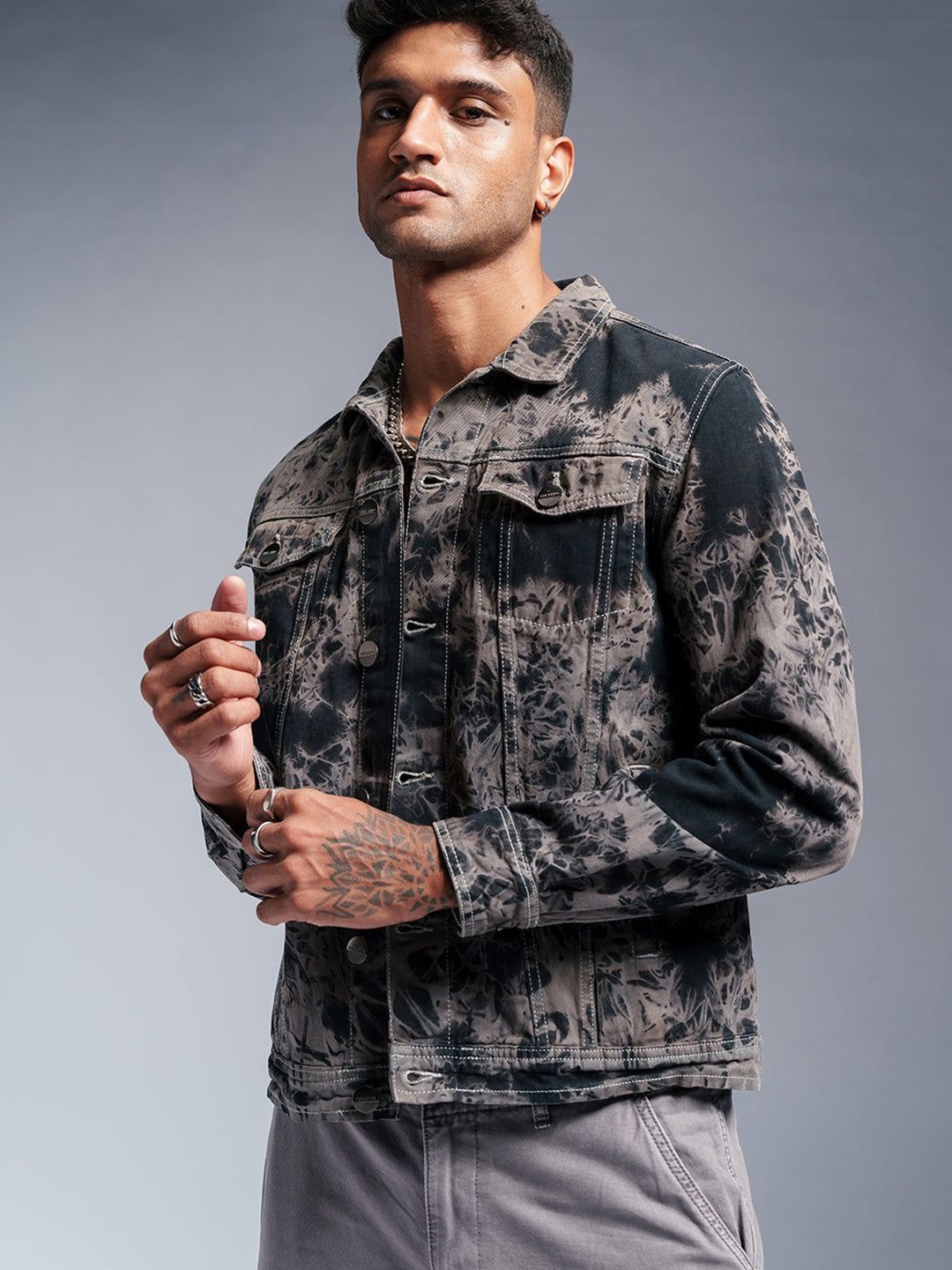 

FREAKINS Men Camouflage Denim Jacket, Black