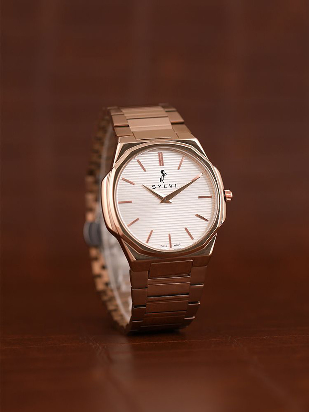 

Sylvi Men Dial & Stainless Steel Straps Analogue Multi Function Watch Blad-white-rosegold