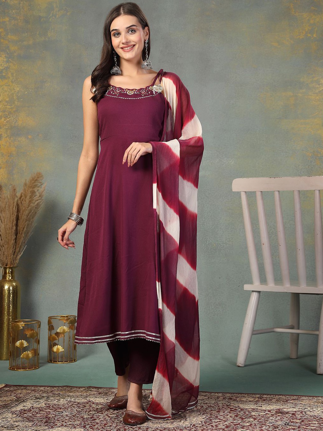 

Stylum Women Empire Gotta Patti Kurta with Trousers & With Dupatta, Purple