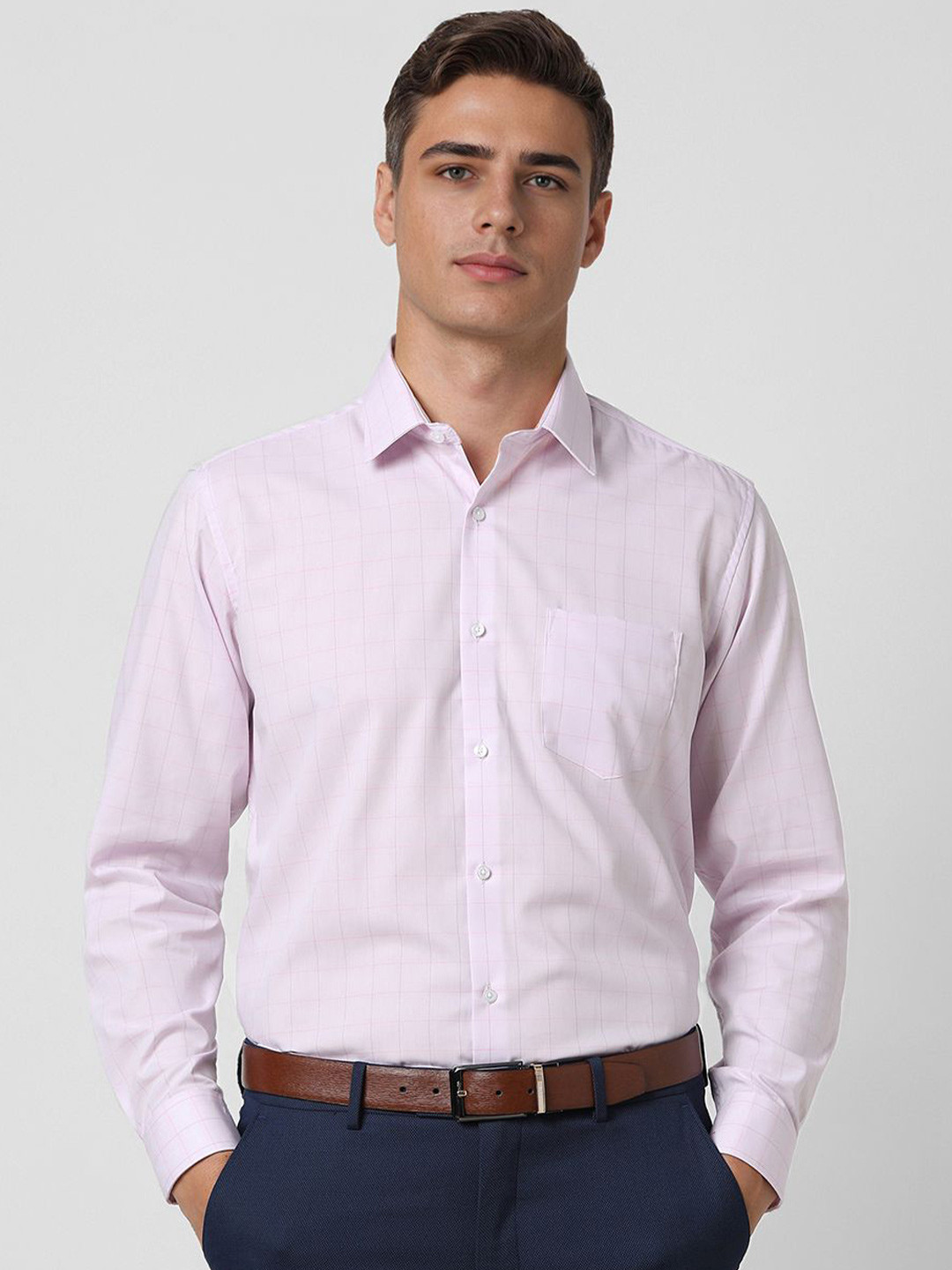 

Van Heusen Men Spread Collar Checked Cotton Formal Shirt, Pink