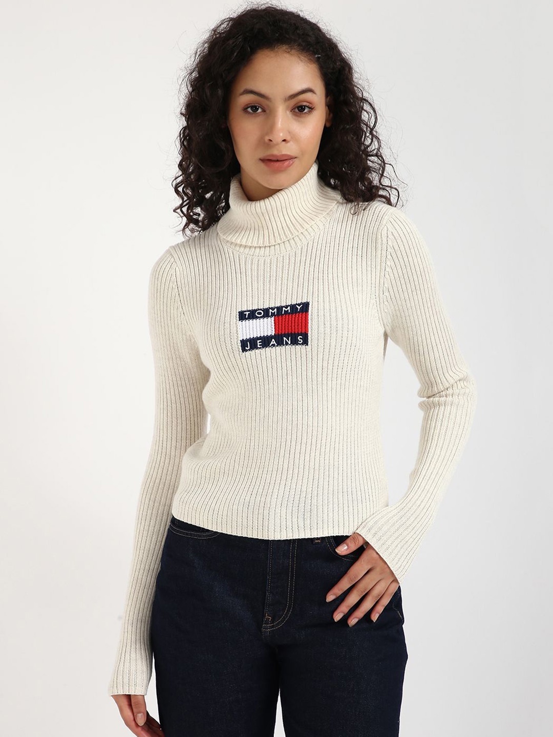 

Tommy Hilfiger Women Turtle Neck Pullover, White