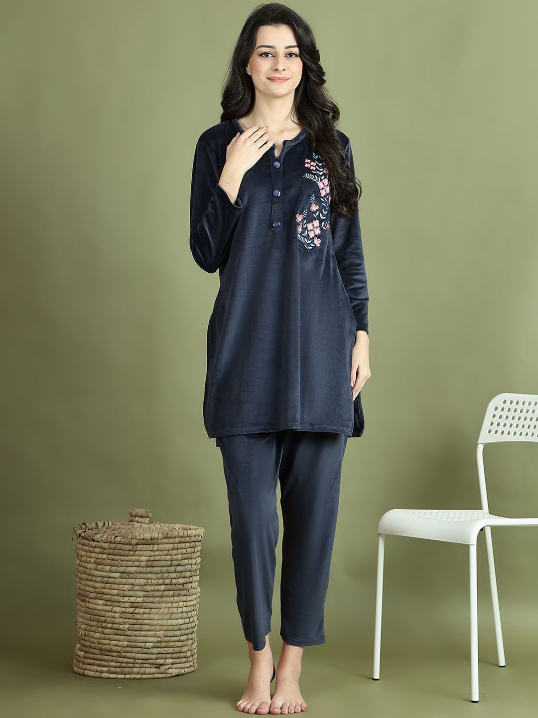 

TAG 7 Women Night suit, Navy blue