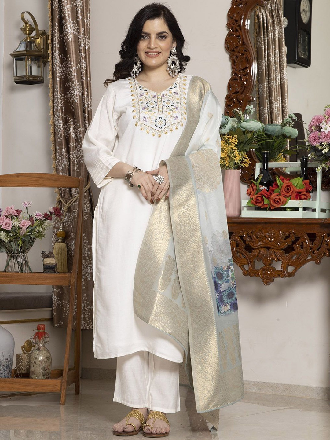 

Krimmple Floral Embroidered Regular Straight Kurta with Trousers & Dupatta, White