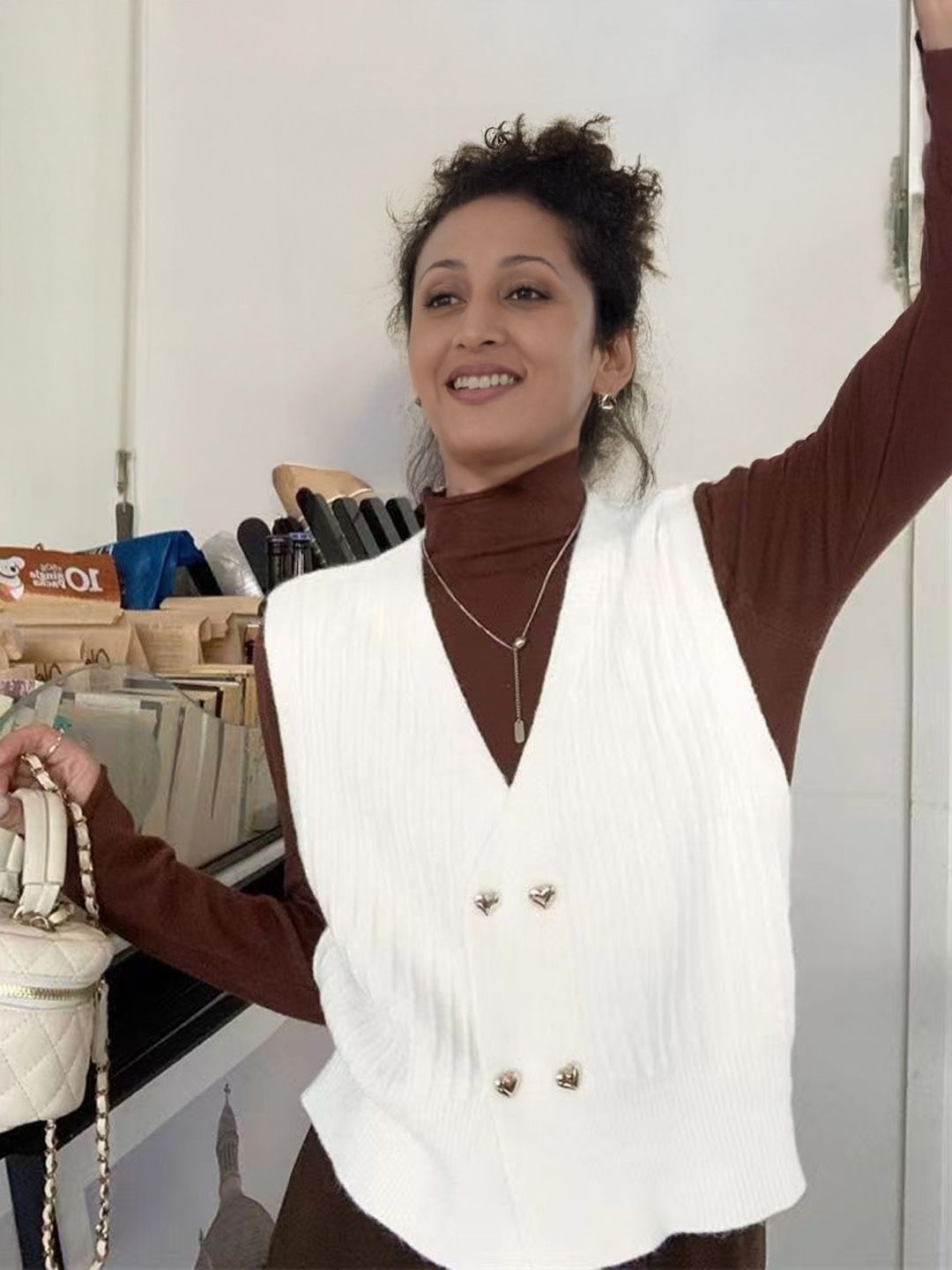 

StyleCast Women V - Neck Sleeveless Cardigan Sweater, White