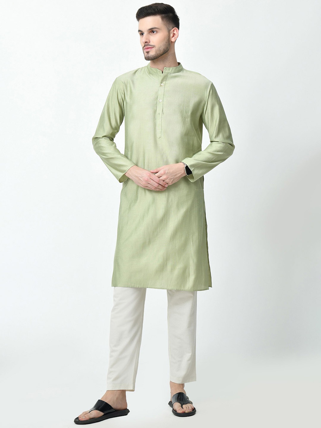 

BAESD Men Thread Work Kurta, Green