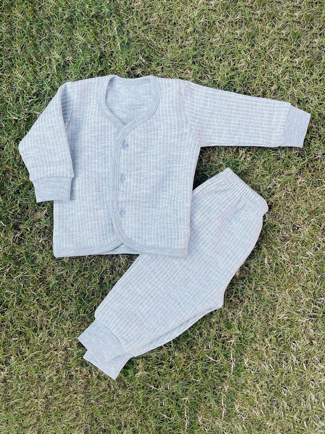 

BAESD Kids Striped Thermal set, Grey