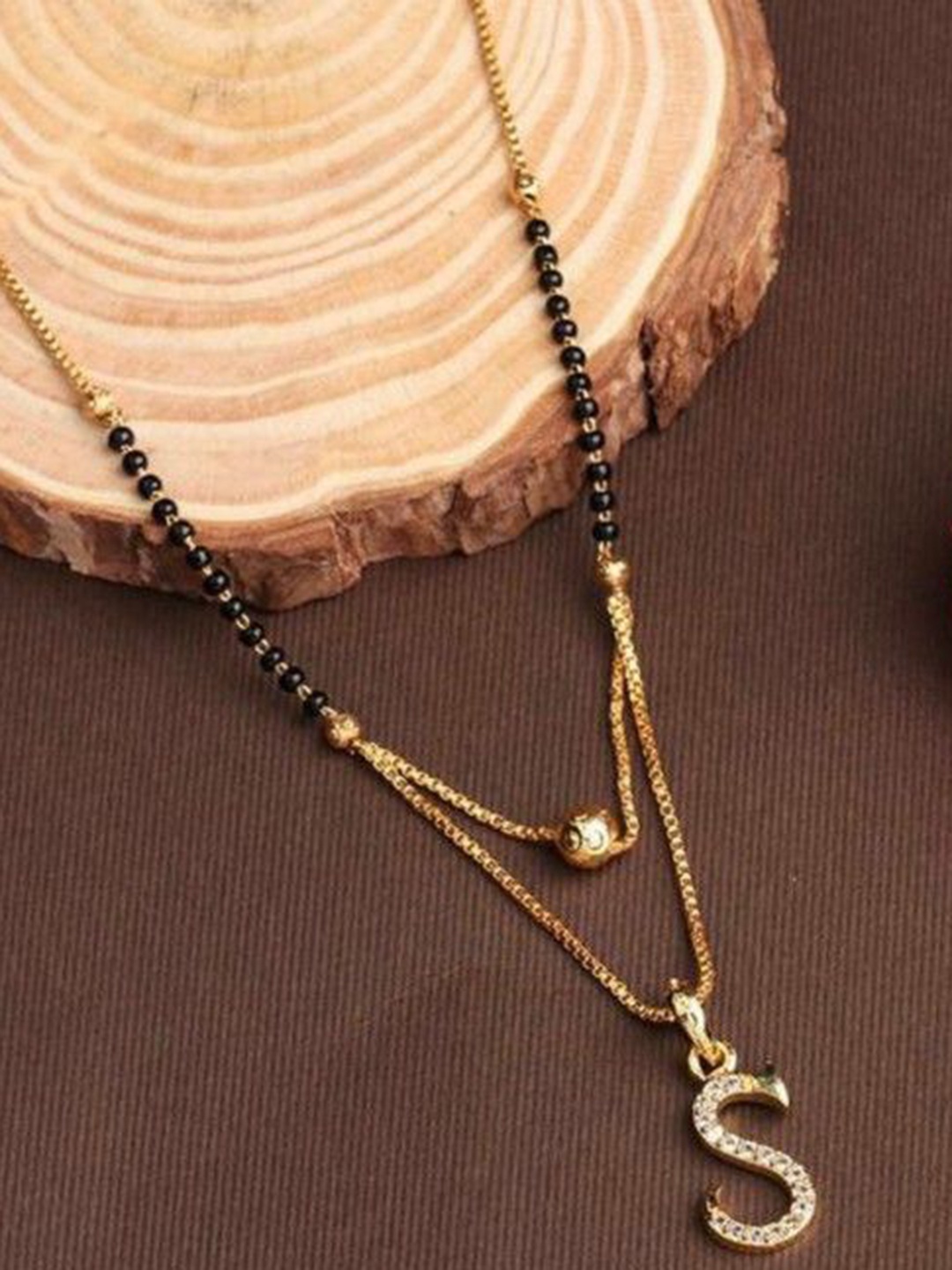 

Wynona Gold Plated Artificial Beads Mangalsutra