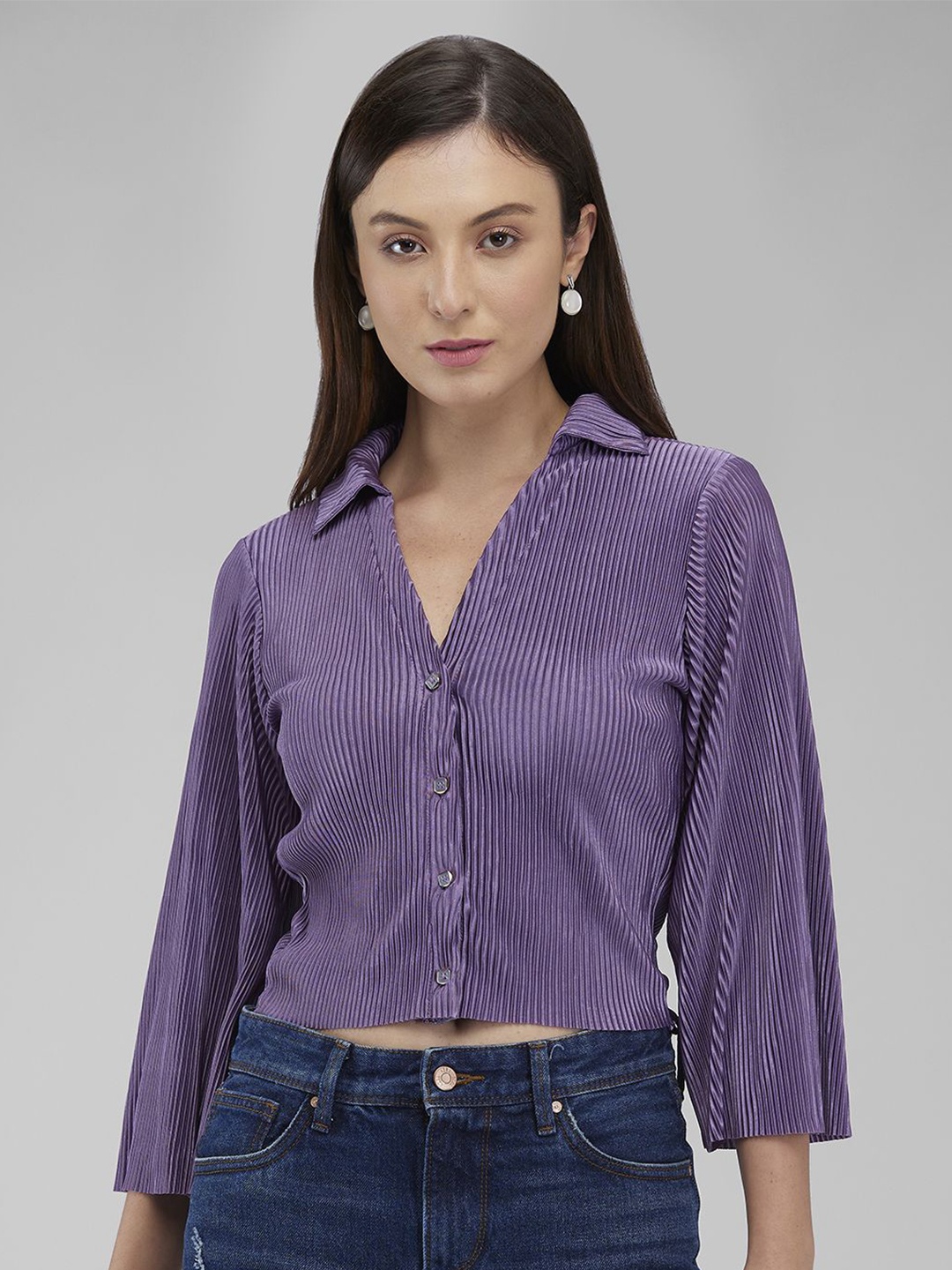 

IZEL Bell Sleeve Shirt Style Crop Top, Lavender