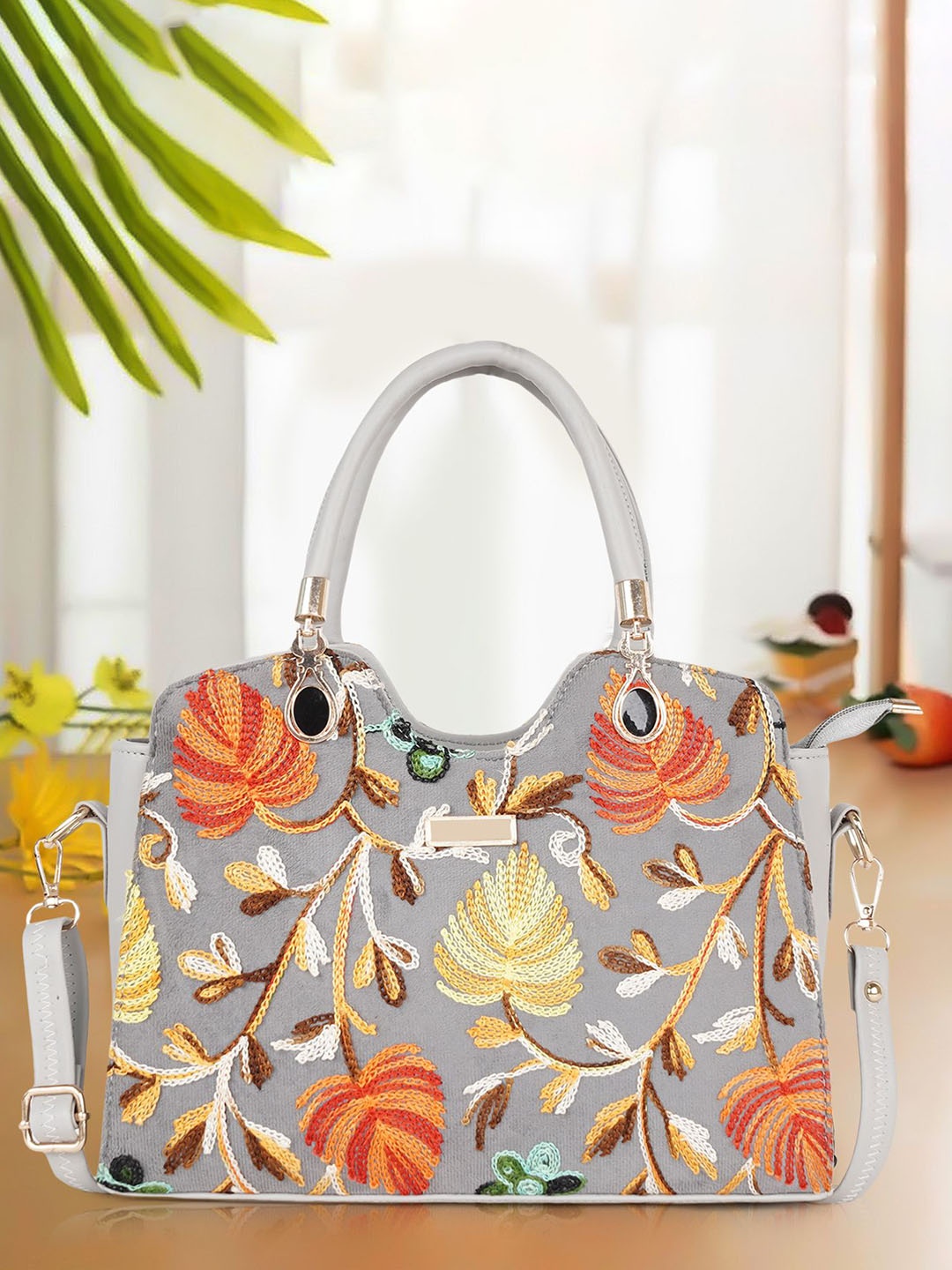 

SPOTIC Women Floral Printed Structured Sling Bag, Grey