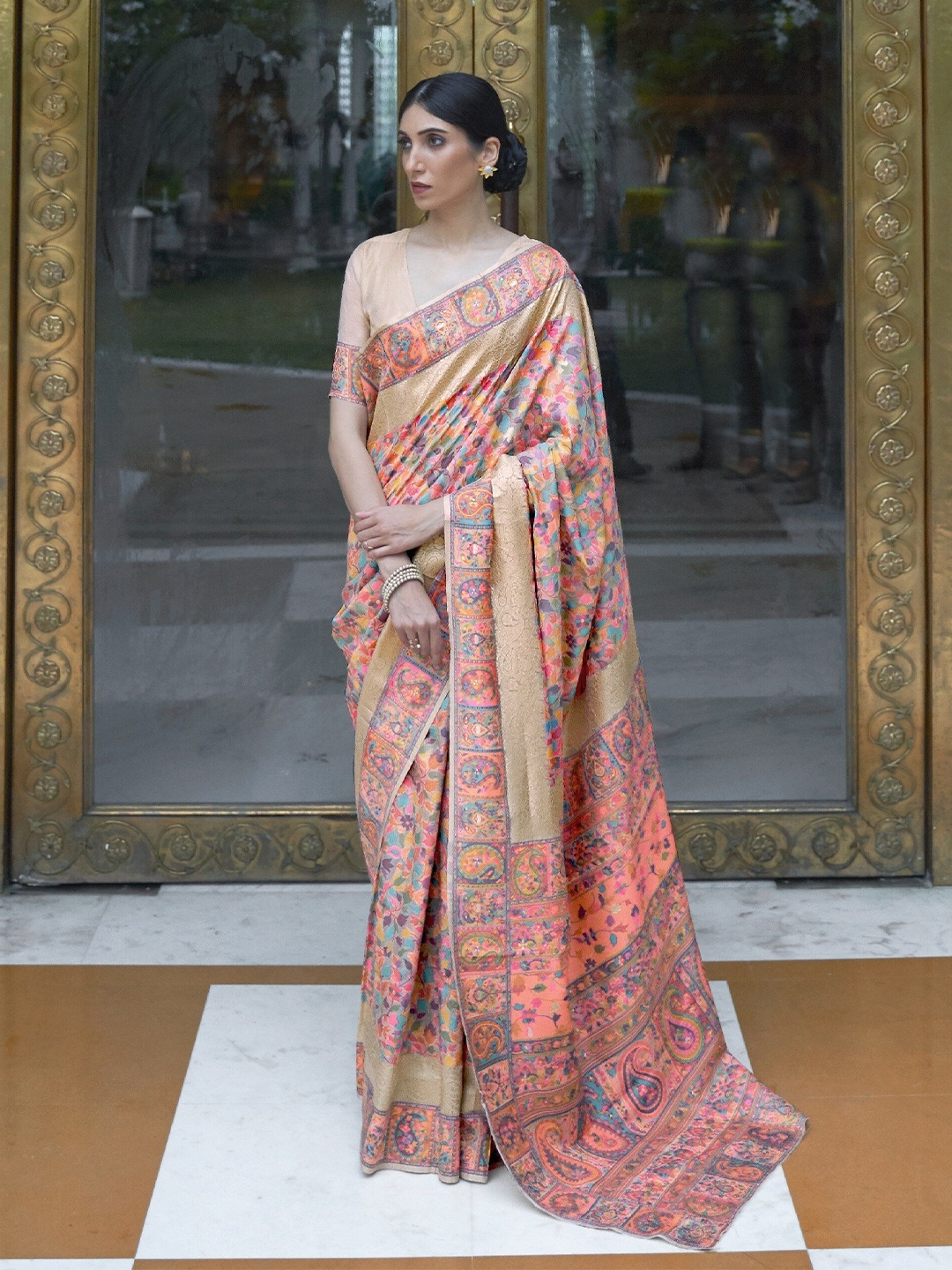 

Rujave Woven Design Saree with Blouse Piece, Peach