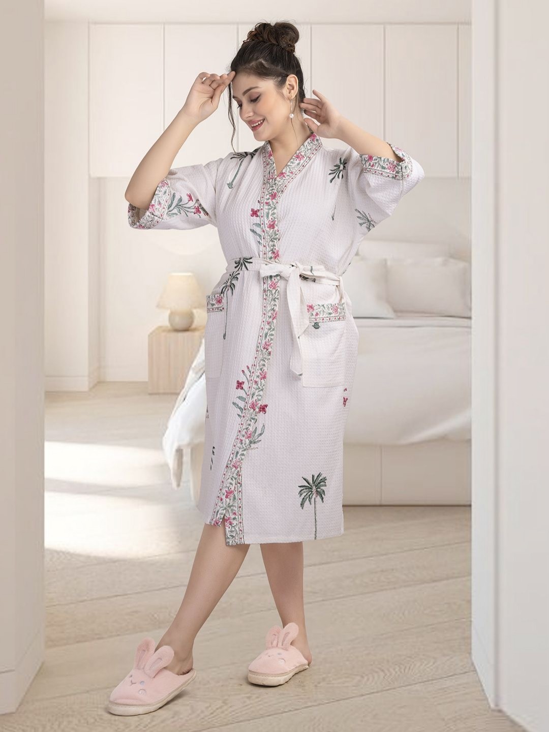 

HotGown White & Green Printed Pure Cotton Bath Robe, Beige