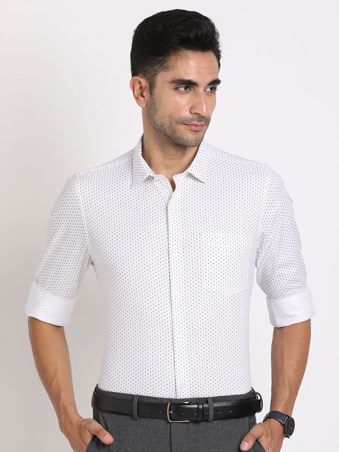 

Turtle Men Standard Spread Collar Micro Ditsy Printed Cotton Formal Shirt, White