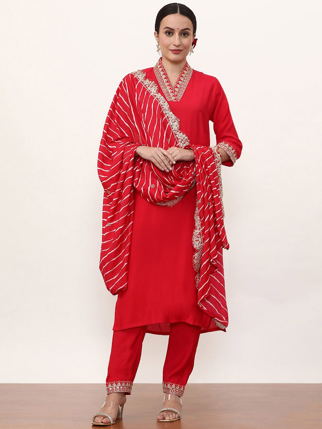 

Jaipur Kurti Women Ethnic Motifs Embroidered Regular Kurta with Trousers & With Dupatta, Fuchsia