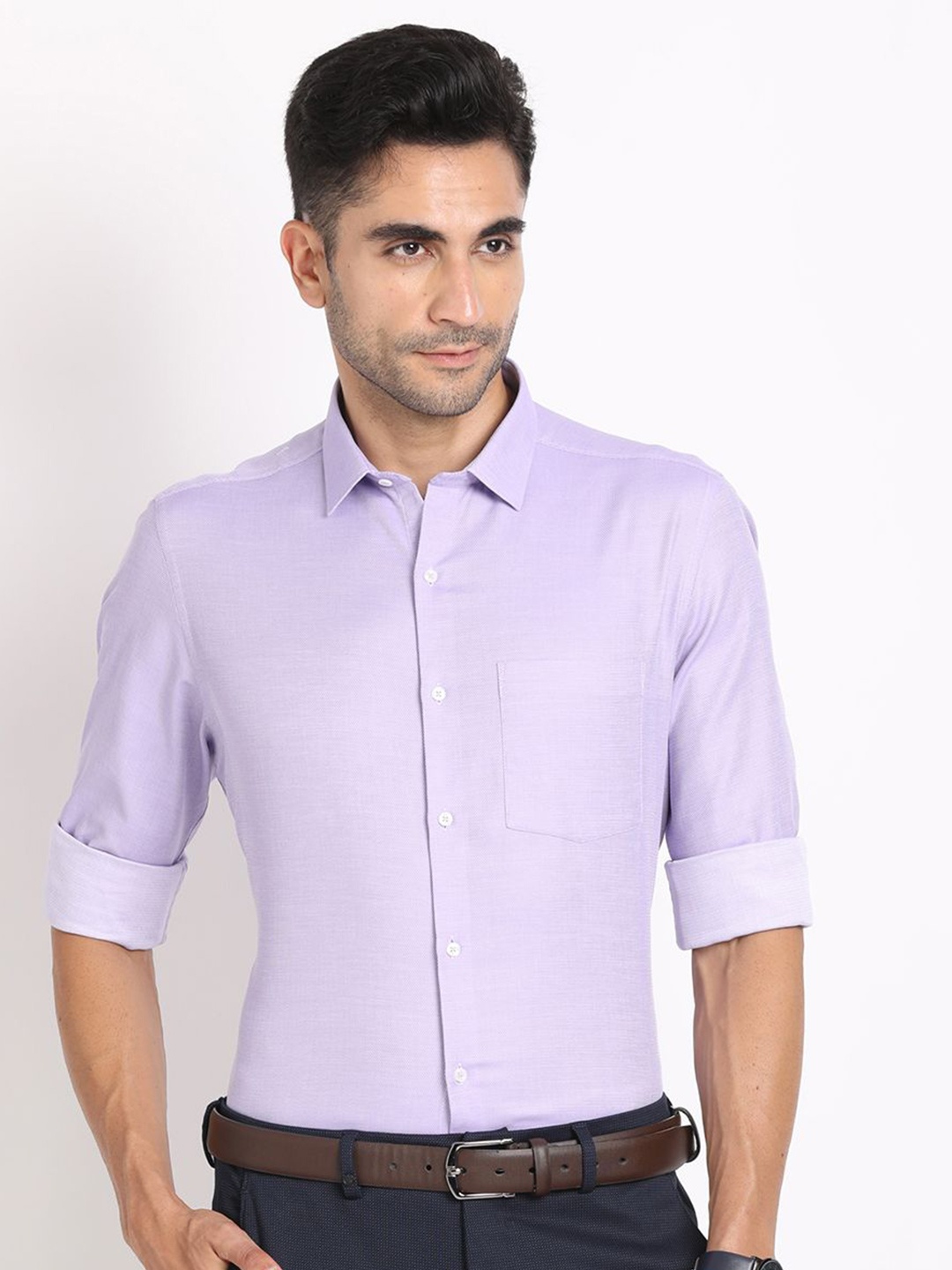 

Turtle Men Standard Spread Collar Textured Cotton Slim Fit Formal Shirt, Lavender
