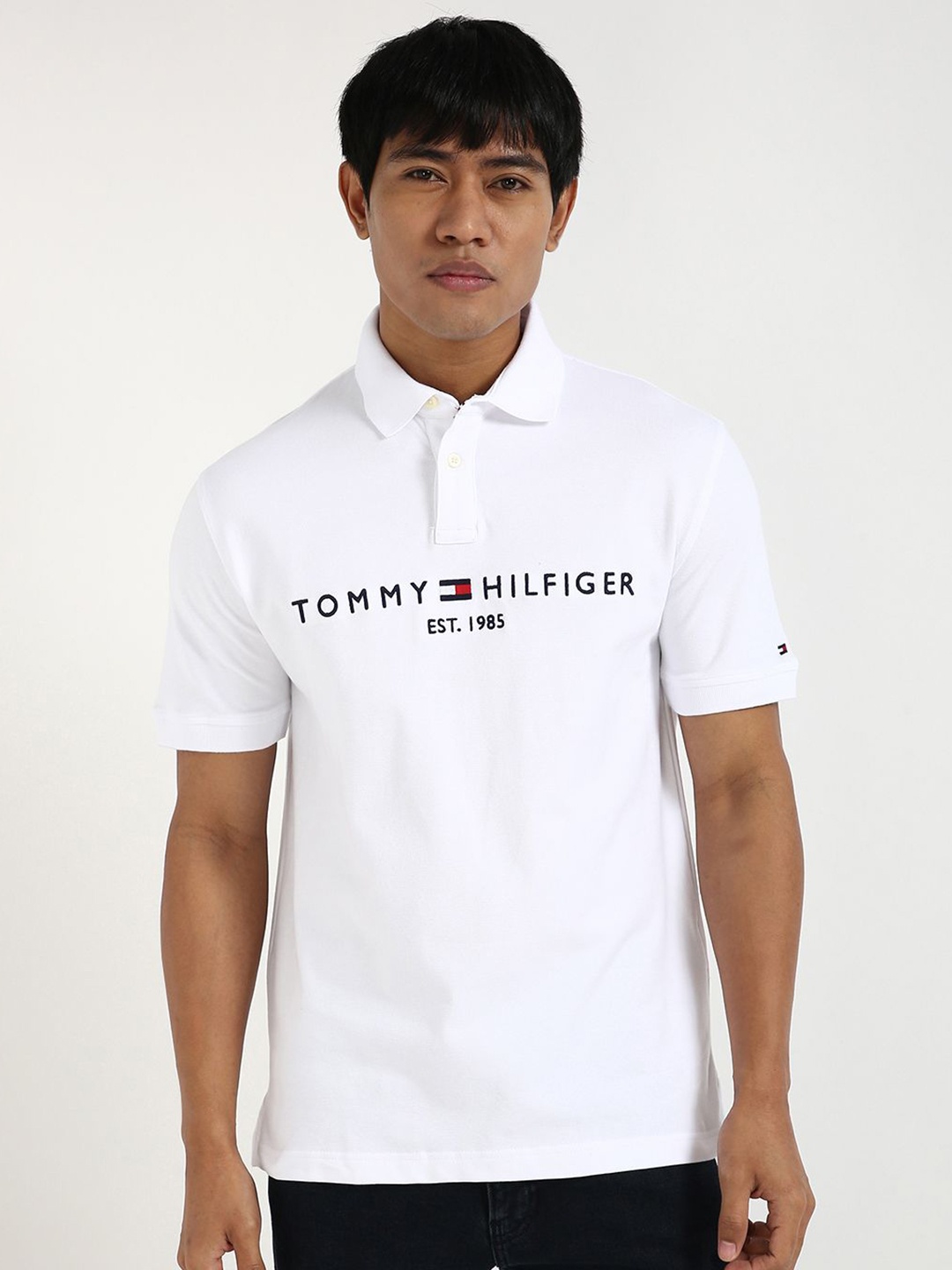 

Tommy Hilfiger Men Cotton Brand Logo Printed Embroidered T-shirt, White