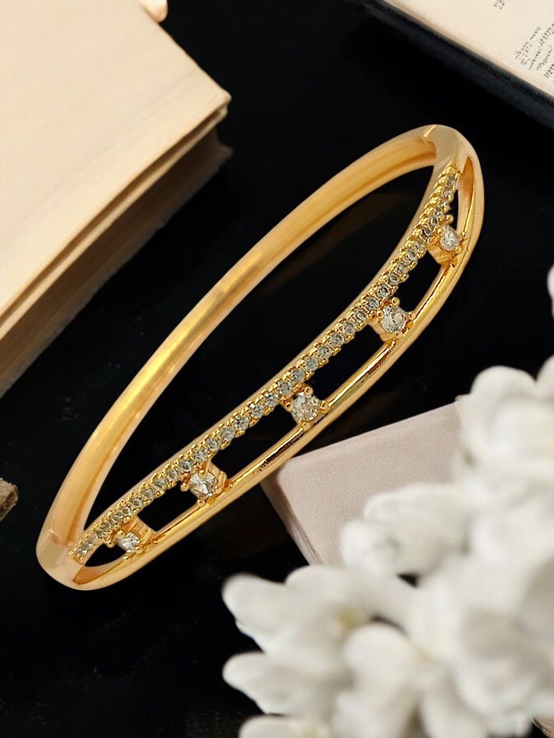 

FEMMIBELLA Women Cubic Zirconia Hand Painted Gold-Plated Kada Bracelet
