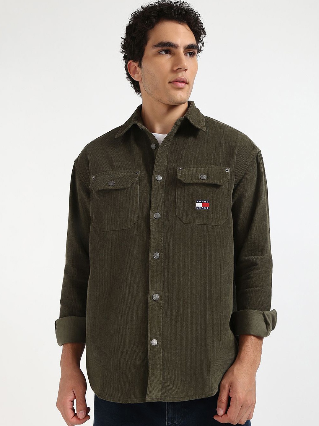 

Tommy Hilfiger Men Spread Collar Textured Cotton Relaxed Fit Casual Shirt, Green