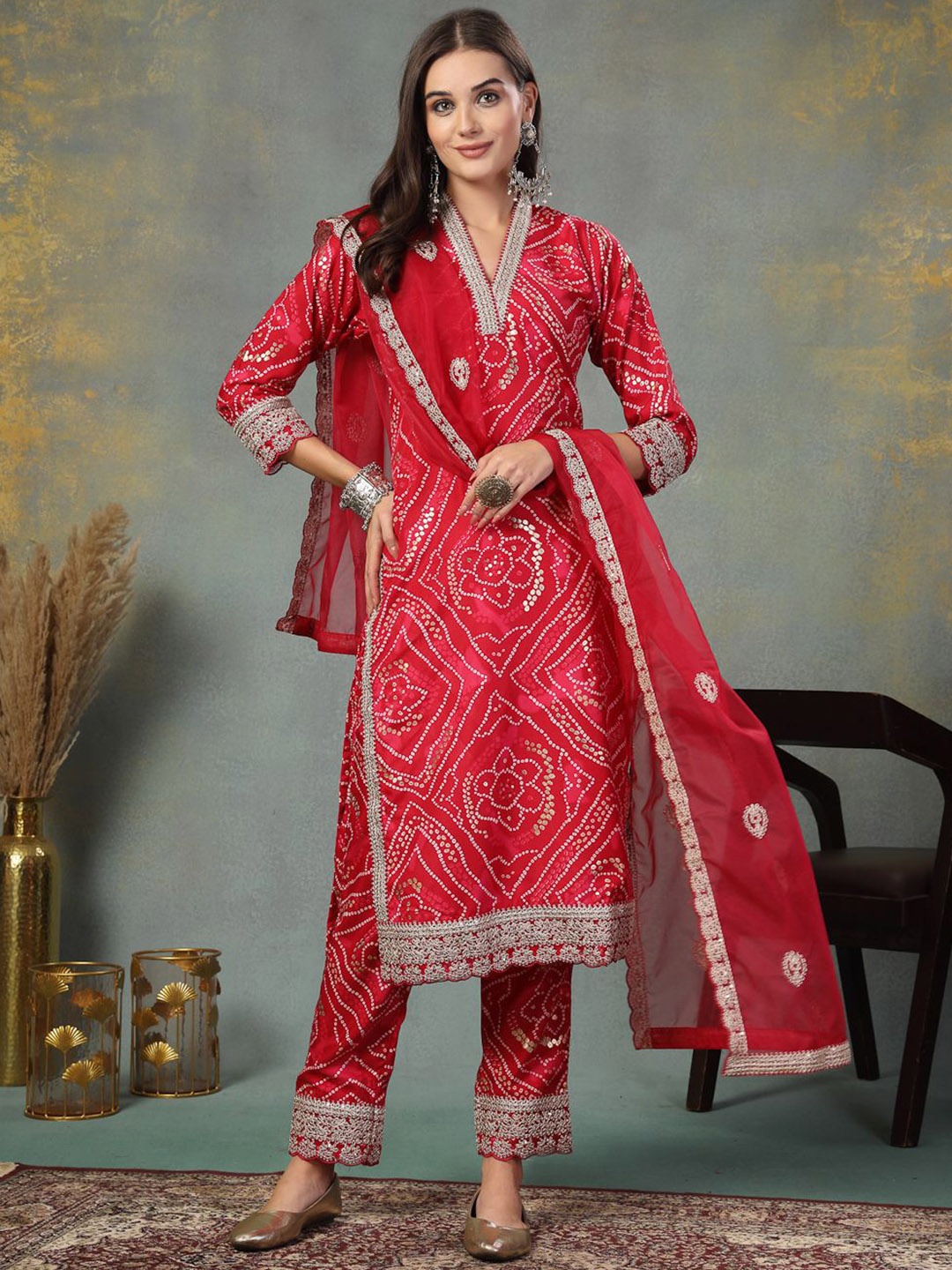 

Stylum Women Bandhani Printed Regular Kurta with Trousers & With Dupatta, Pink