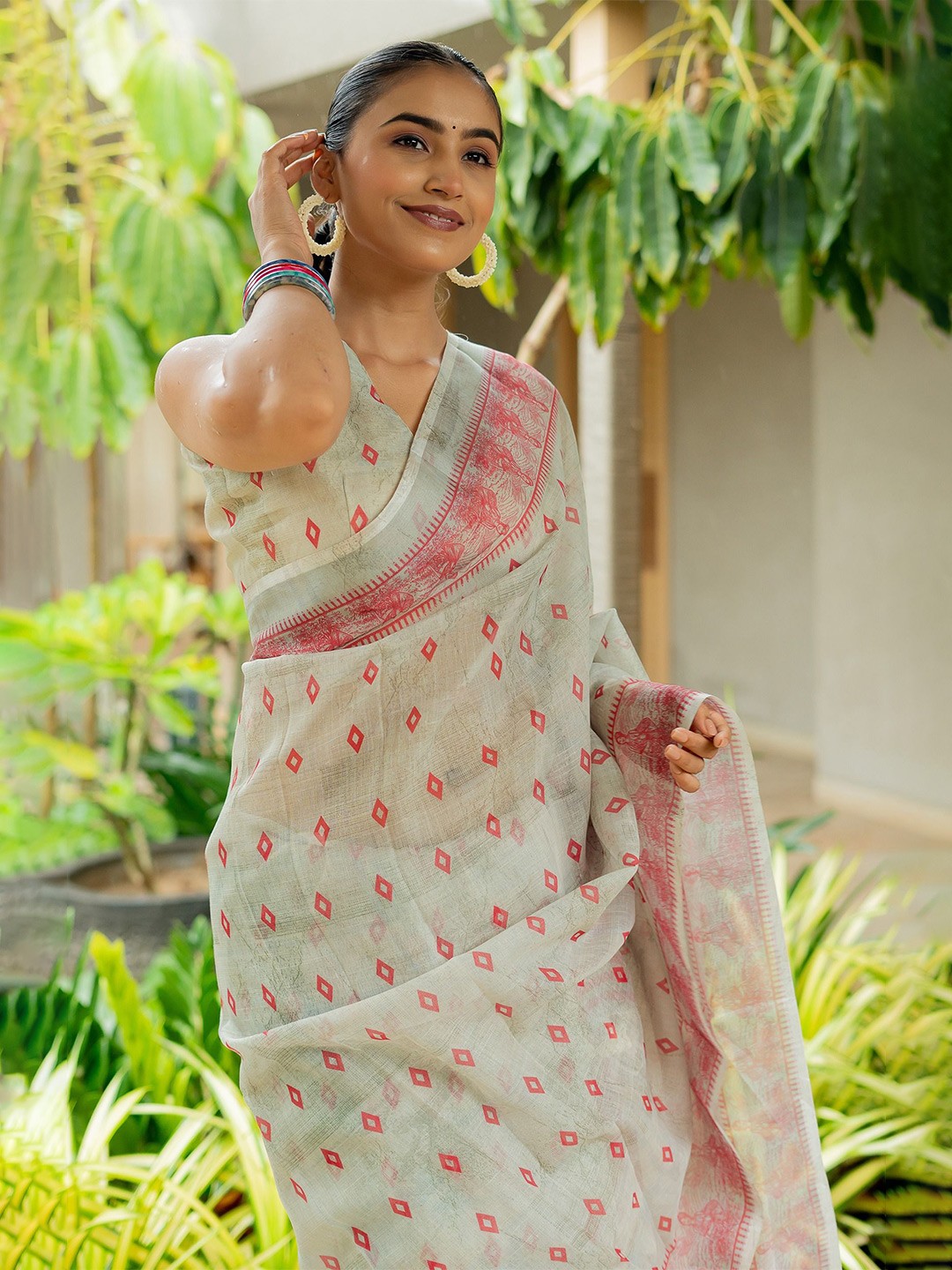 

KALINI Women Printed Mekhela Chador Muga Saree, Beige