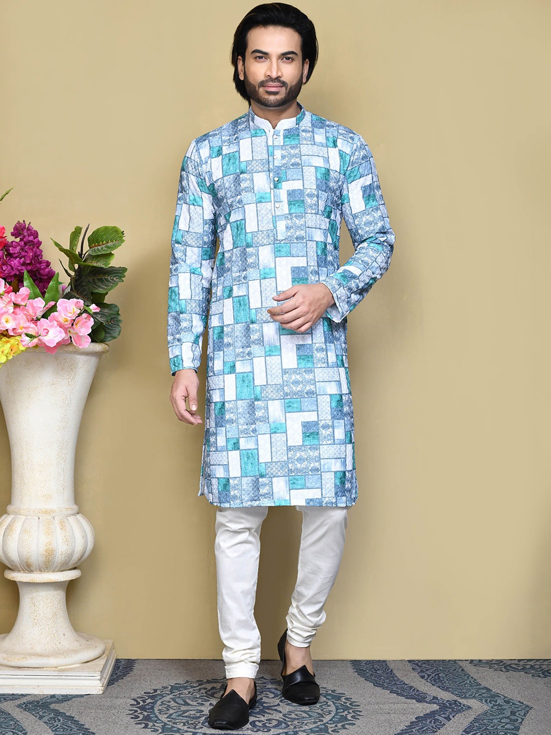 

RANAK Geometric Printed Mandarin Collar Long Sleeves Regular Pure Cotton Straight Kurta, Green