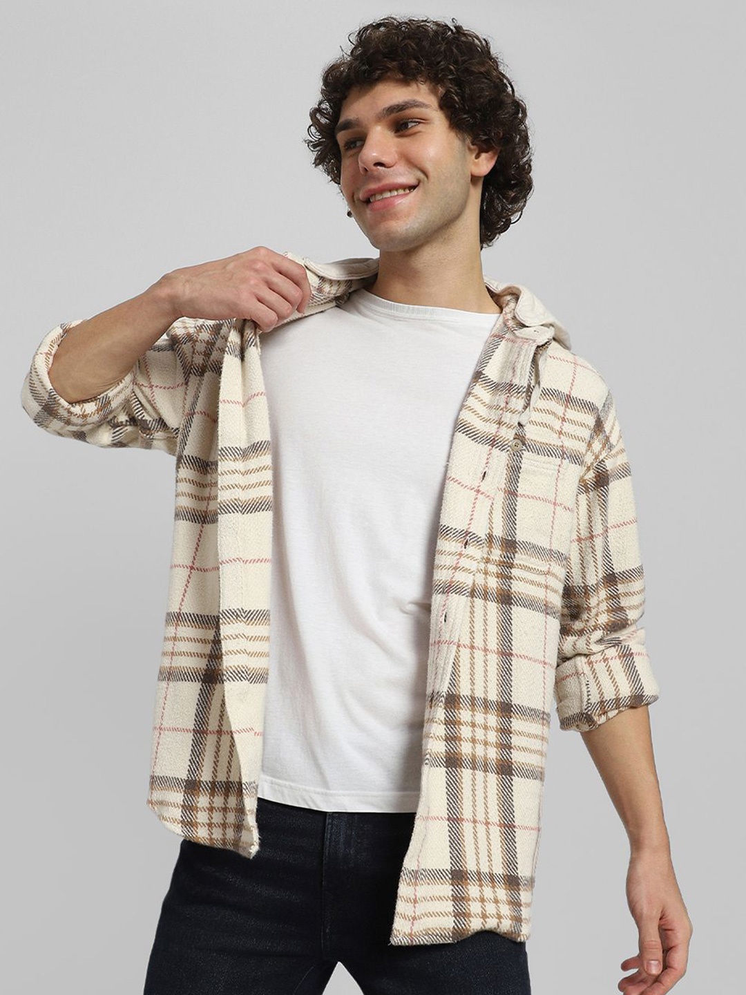 

AMERICAN EAGLE OUTFITTERS Men Hood Tartan Checked Cotton Oversized Casual Shirt, Cream