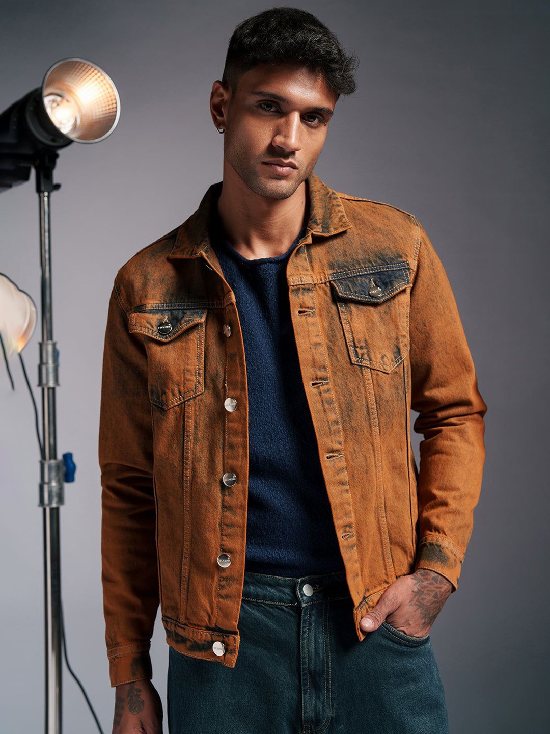 

FREAKINS Men Washed Denim Jacket with Patchwork, Brown