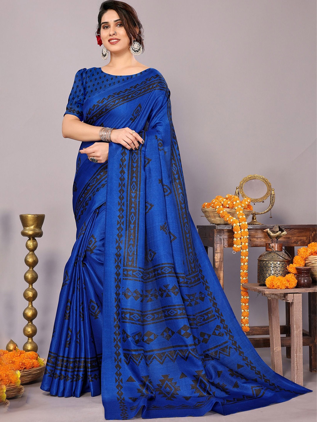 

KALINI Ethnic Motifs Printed Block Print Saree, Blue