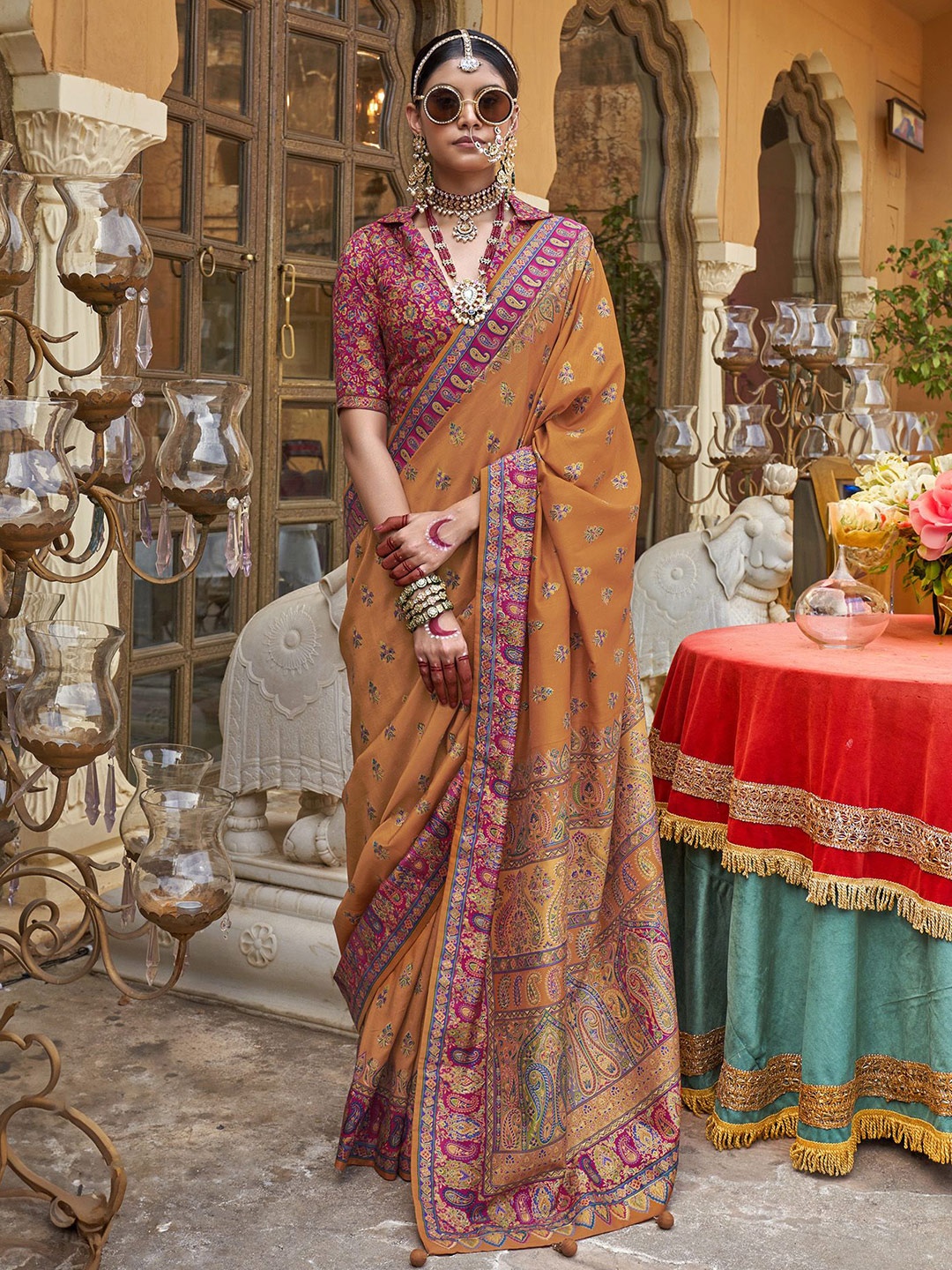 

elora Ethnic Motifs Silk Blend Saree, Orange