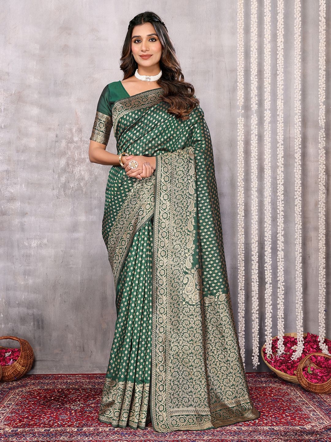 

KALINI Ethnic Motifs Zari Banarasi Saree, Green