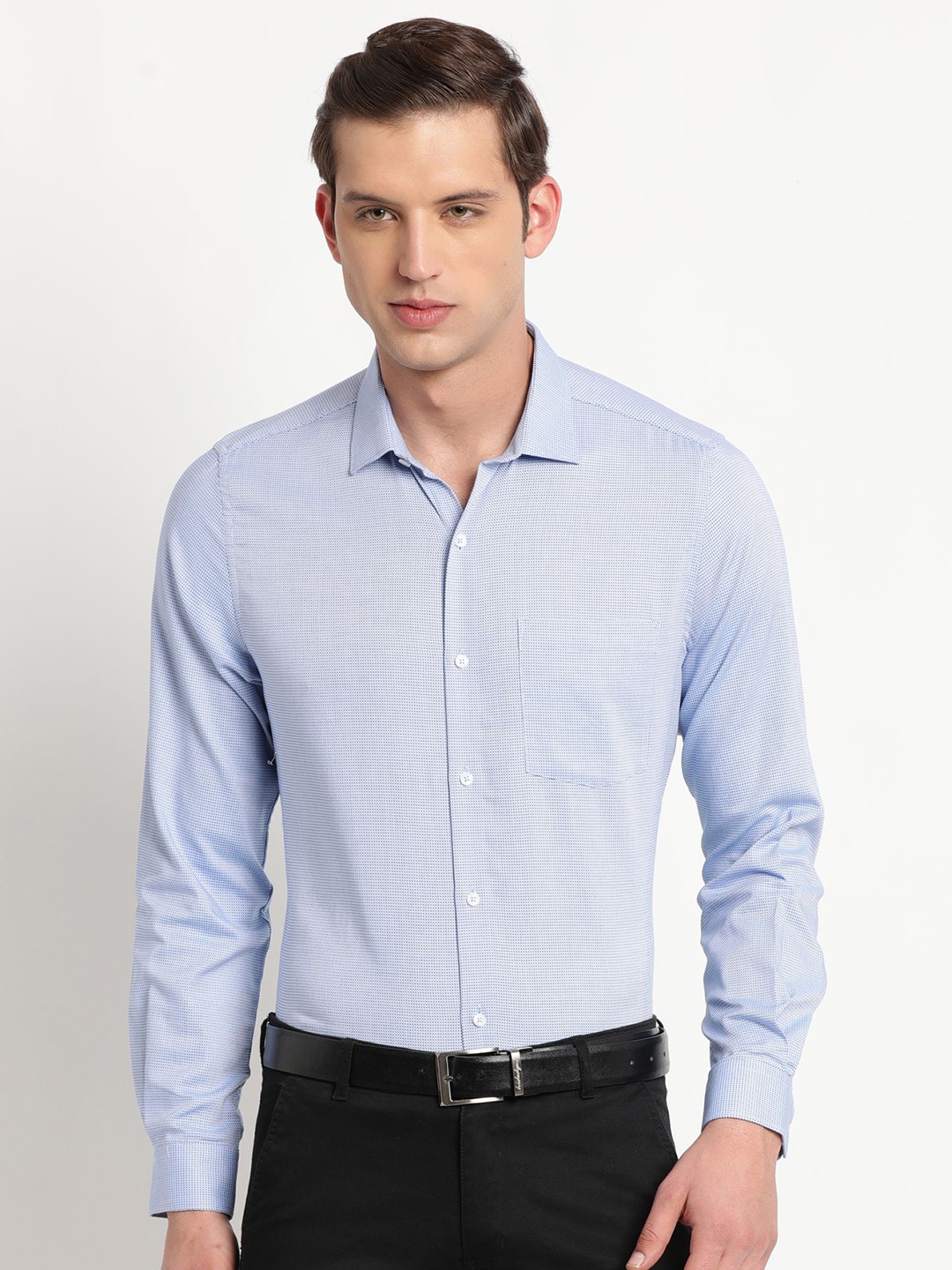 

Turtle Men Standard Spread Collar Textured Cotton Formal Shirt, Blue