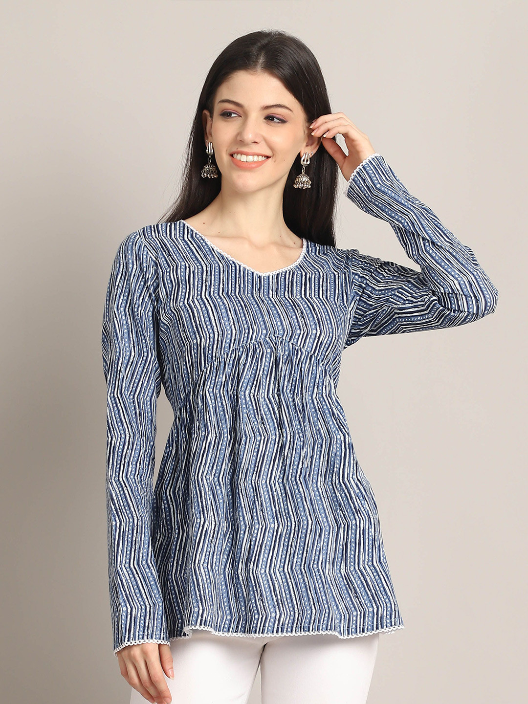 

Rajnandini Floral Striped Ethnic Cotton Top, Blue