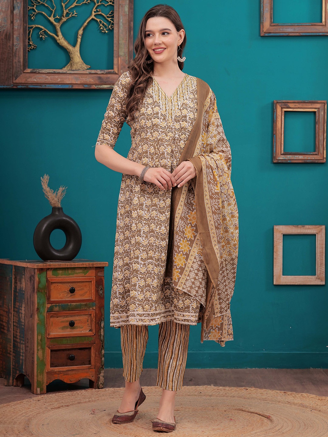 

CHIRAAI Ethnic Motifs Printed Regular Pure Cotton Anarkali Kurta with Trousers & Dupatta, Brown