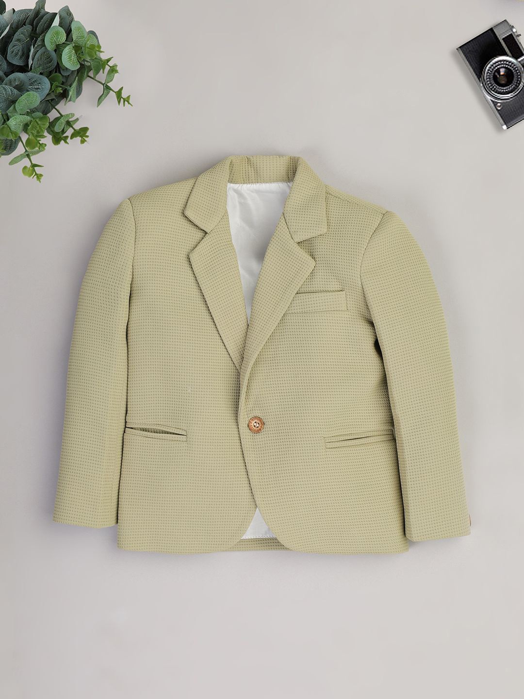 

Ridokidz Boys Self Design Notched Lapel Tailored Fit Blazer With T-Shirt, Green