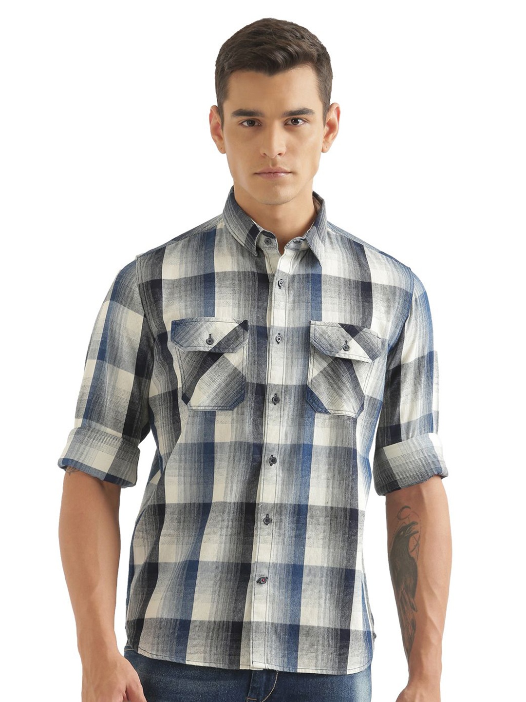 

CROYDON UK Men Comfort Opaque Checked Casual Shirt, Multi