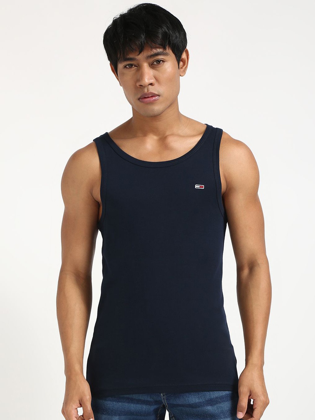 

Tommy Hilfiger Men Solid Sleeveless Casual T-shirt, Navy blue