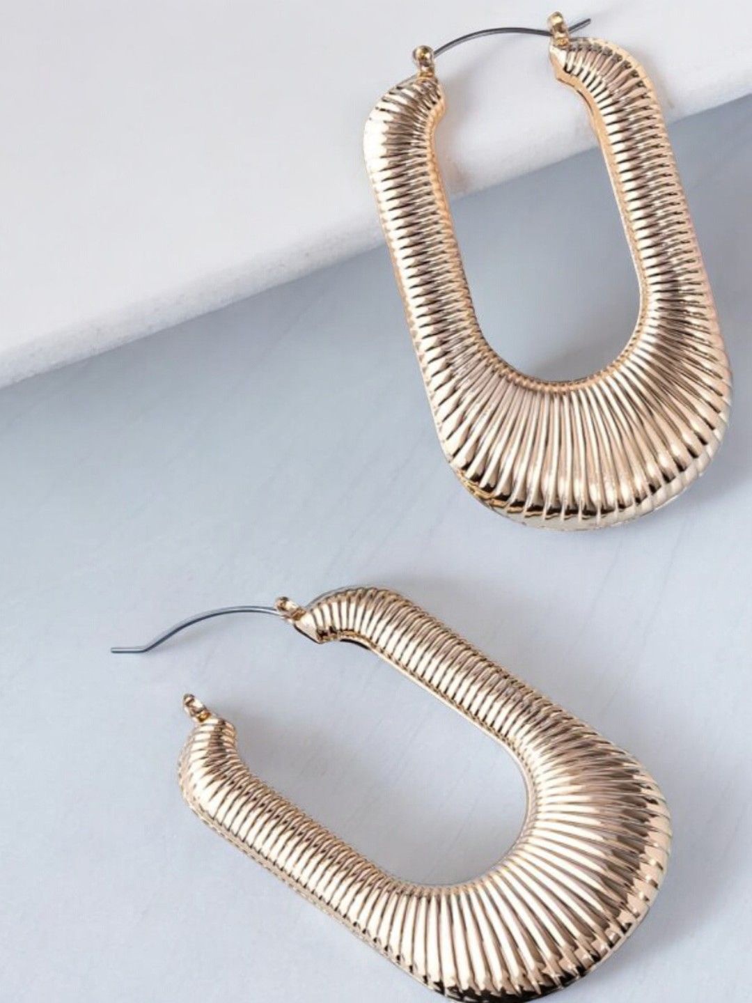 

DressBerry Gold-Toned Textured Contemporary Hoop Earrings