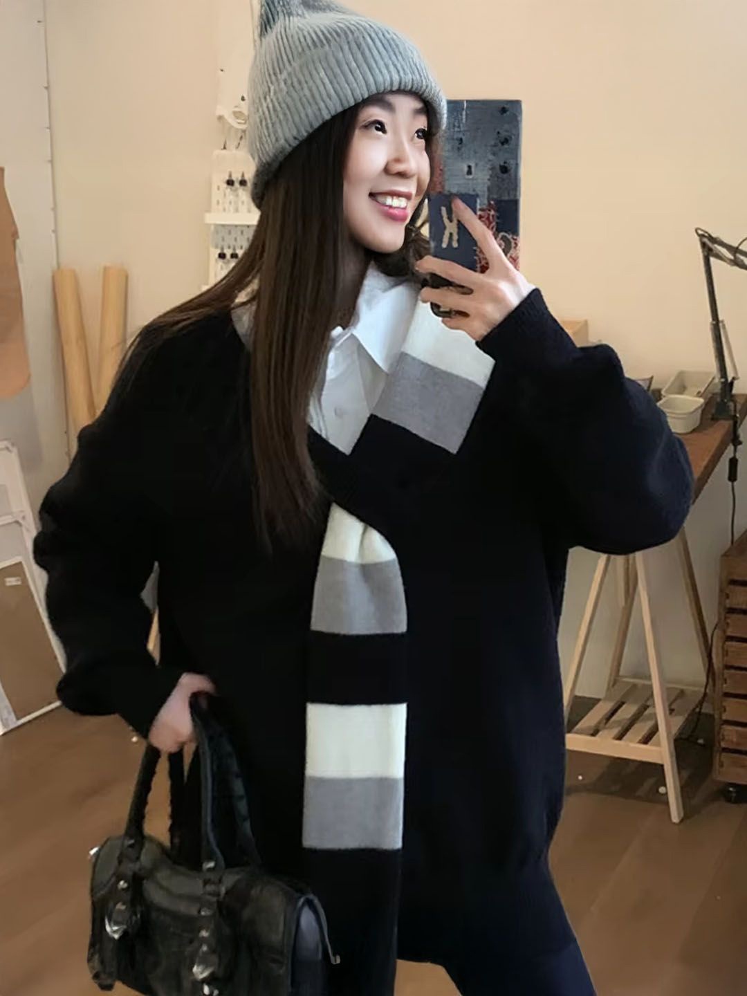 

StyleCast Women Round Neck Pullover, Na