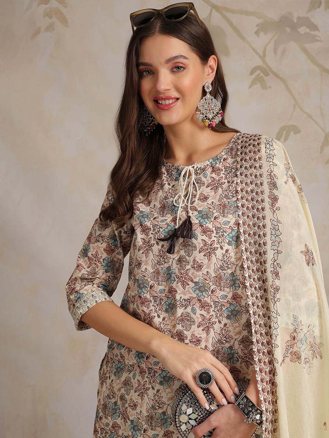 

Anouk Cream Floral Printed Regular Pure Cotton Kurta With Trousers & Dupatta