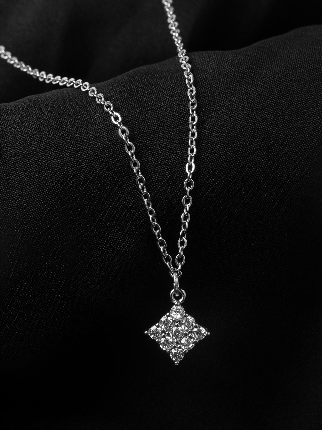 

Silverfied 925 Sterling Silver Rhodium-Plated Stone Studded Square Minimal Chain