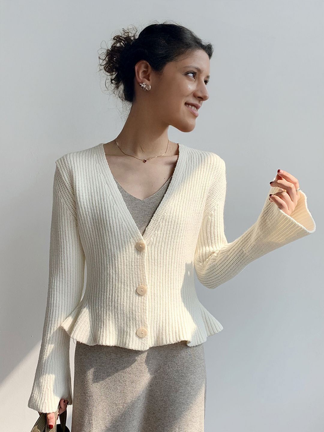 

StyleCast Women V-Neck Cardigan, White