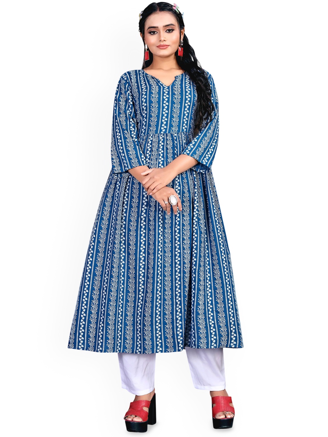 

RUNAYA NX Floral Printed Anarkali Kurta With Trouser, Blue