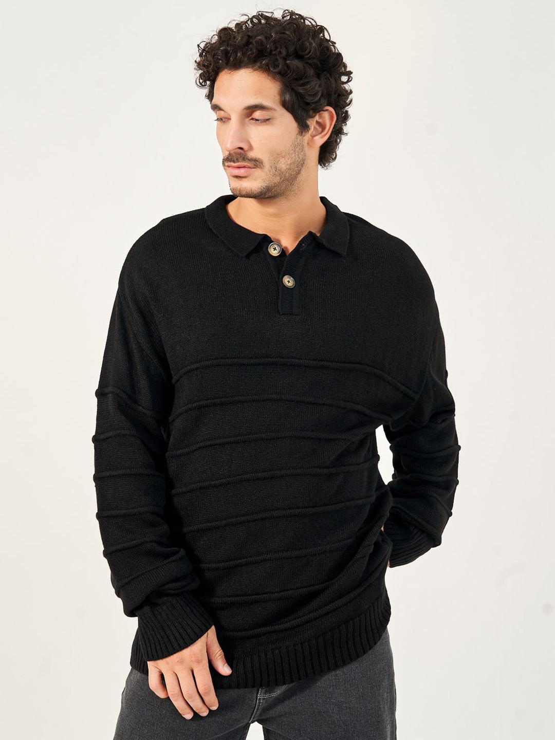 

Styli Men Relaxed Fit Stripe Textured Collared Sweater, Black