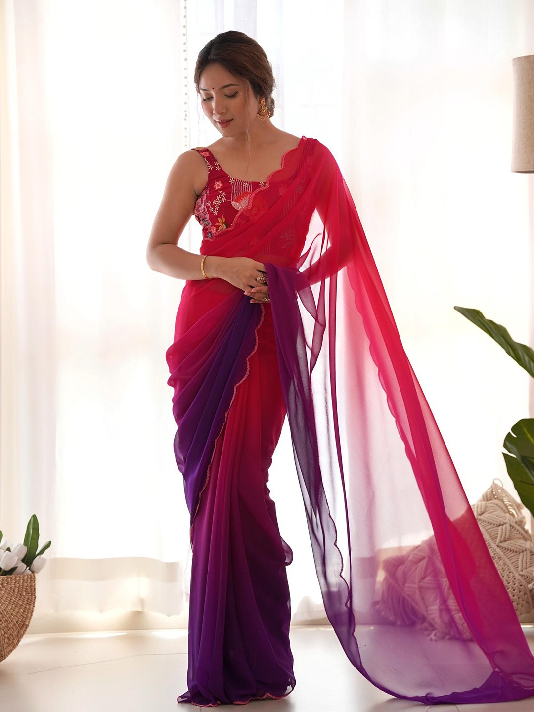 

Kalista Floral Embroidered Pure Georgette Saree, Red