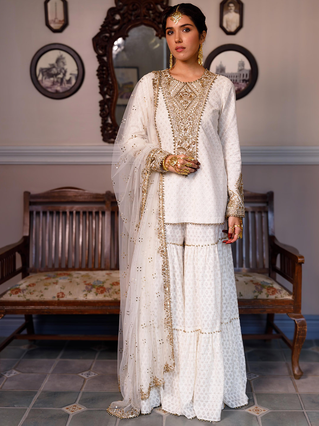 

Payal Singhal Women Ethnic Motifs Embroidered Regular Beads and Stones Pure Cotton Kurti with Sharara & With, Cream