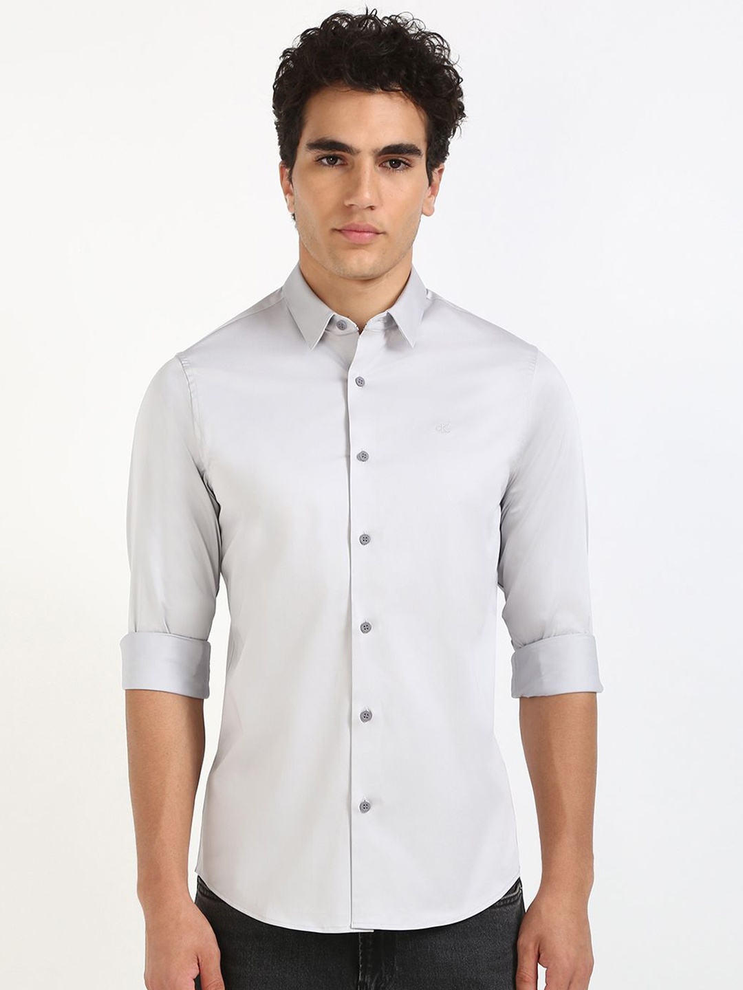 

Calvin Klein Jeans Men Spread Collar Solid Cotton Slim Fit Casual Shirt, Grey