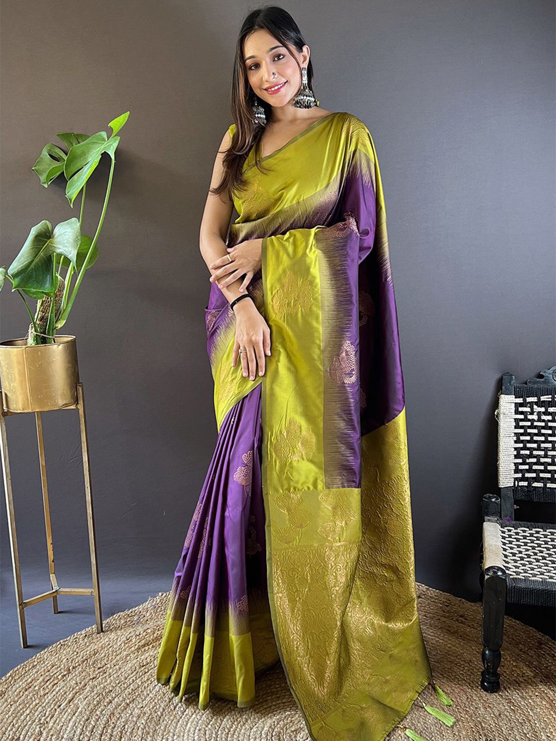 

Kalista Ethnic Motifs Silk Blend Saree, Purple