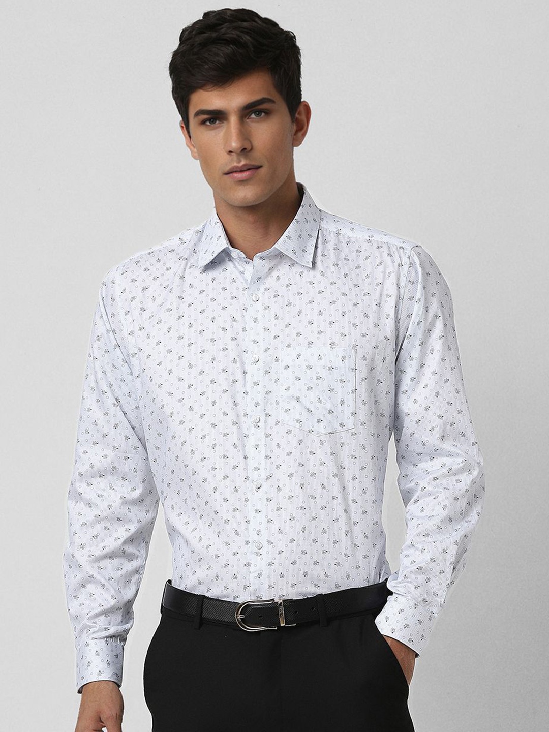 

Van Heusen Men Spread Collar Floral Printed Cotton Formal Shirt, White