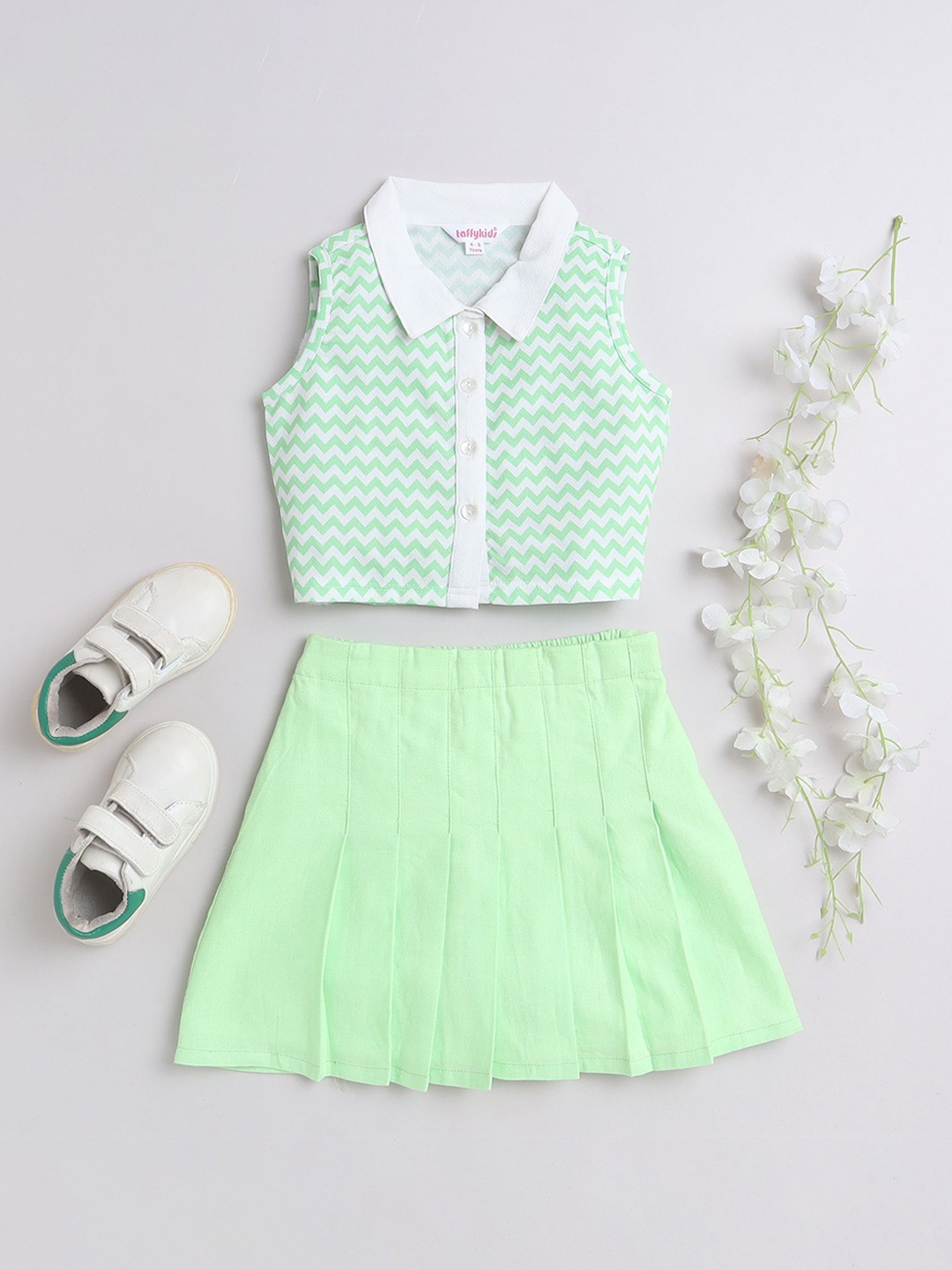 

taffykids Girls Chevron Printed Shirt Collar Linen Top With Skirt, Green