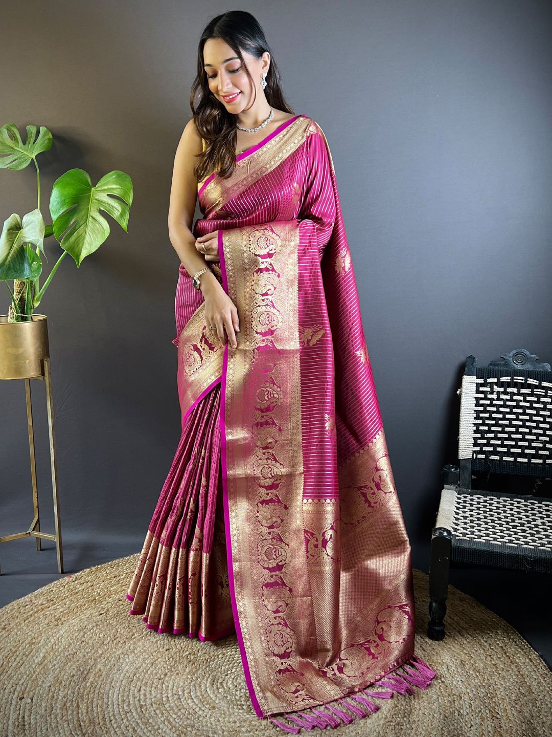 

Panzora Ethnic Motifs Zari Silk Blend Designer Banarasi Saree, Pink