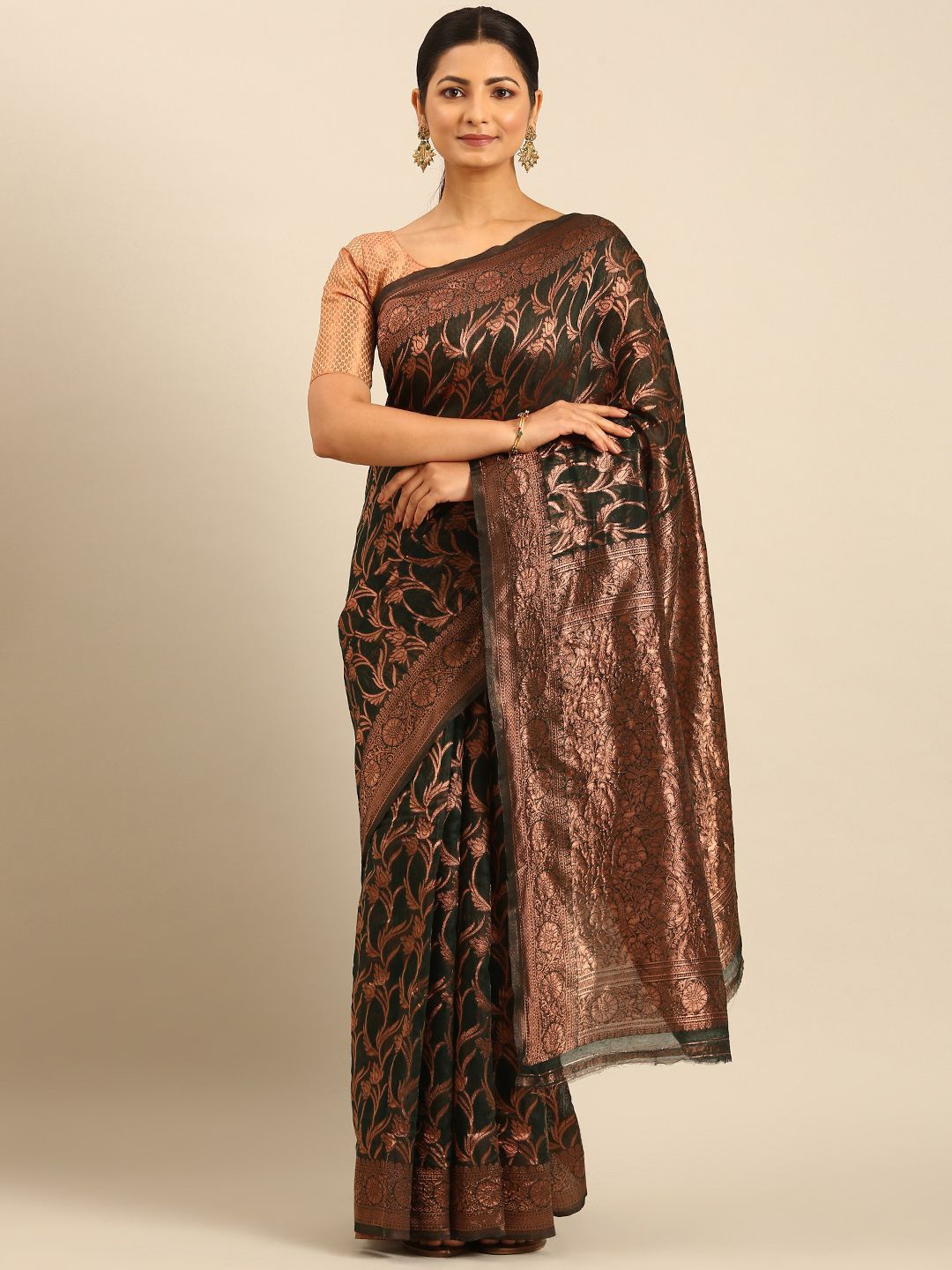 

Panzora Floral Zari Saree With Unstitched Blouse Piece, Black